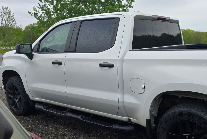 Side view of 2022 Chevrolet Silverado